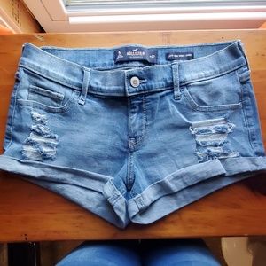 Low rise short shorts